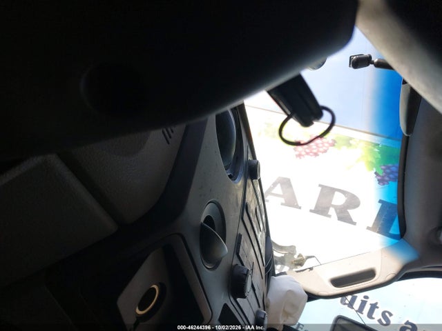 46244396 :رقم المزاد ، 1FD0W5GT0BEC52697 vin ، 2011 Ford F-550 Chassis Xl مزاد بيع