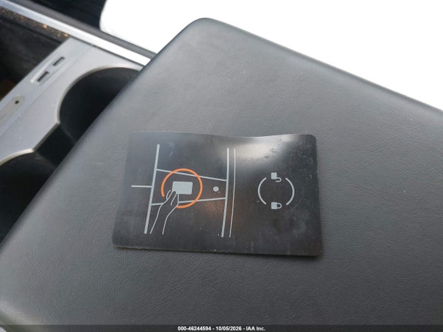 46244594 :رقم المزاد ، 5YJ3E1EB2NF102097 vin ، 2022 Tesla Model 3 Long Range Dual Motor All-wheel Drive مزاد بيع