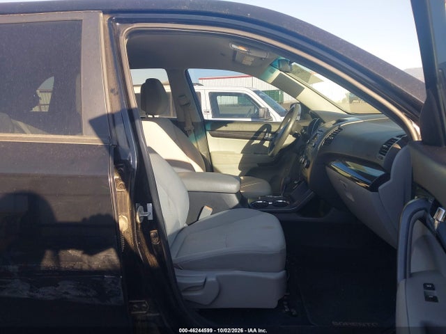 Продаж на аукціоні авто 2011 Kia Sorento Lx, vin: 5XYKTCA18BG021233, номер лоту: 46244599