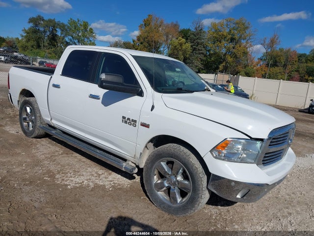 46244604 :رقم المزاد ، 1C6RR7LTXJS206631 vin ، 2018 Ram 1500 Big Horn  4x4 5'7 Box مزاد بيع