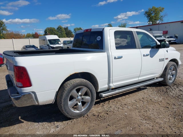 46244604 :رقم المزاد ، 1C6RR7LTXJS206631 vin ، 2018 Ram 1500 Big Horn  4x4 5'7 Box مزاد بيع