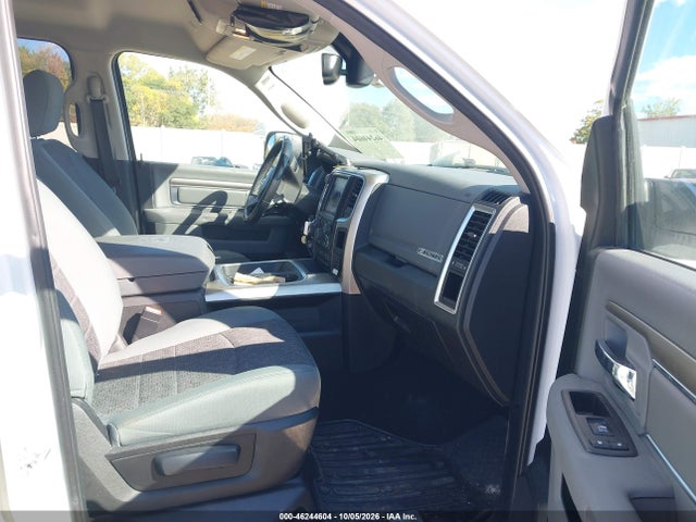 46244604 :رقم المزاد ، 1C6RR7LTXJS206631 vin ، 2018 Ram 1500 Big Horn  4x4 5'7 Box مزاد بيع