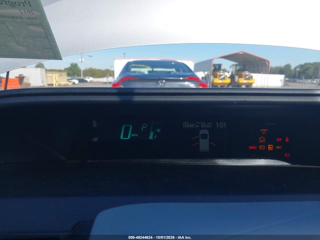 46244624 :رقم المزاد ، JTDKDTB31C1007320 vin ، 2012 Toyota Prius C Three مزاد بيع