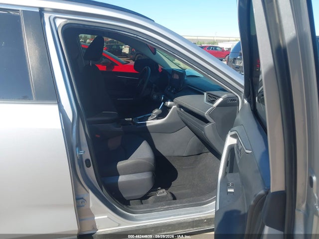 46244639 :رقم المزاد ، JTMLWRFV6LD045251 vin ، 2020 Toyota Rav4 Hybrid Le مزاد بيع