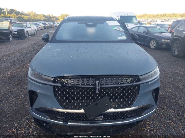 5LMPJ9J47TJ024434 Lincoln Nautilus Black Label