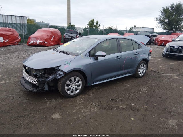46244699 :رقم المزاد ، JTDEPMAEXNJ203451 vin ، 2022 Toyota Corolla Le مزاد بيع