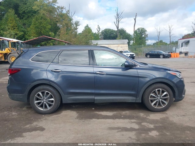 46244706 :رقم المزاد ، KM8SMDHF4HU175798 vin ، 2017 Hyundai Santa Fe Se مزاد بيع