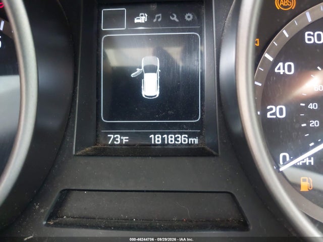 46244706 :رقم المزاد ، KM8SMDHF4HU175798 vin ، 2017 Hyundai Santa Fe Se مزاد بيع