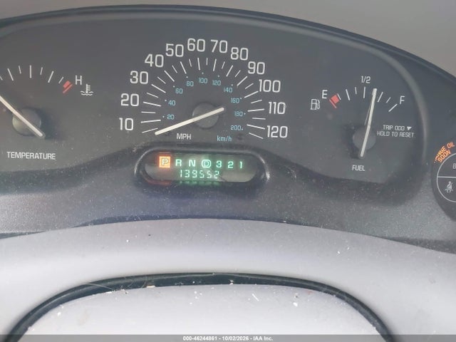 46244861 :رقم المزاد ، 2G4WS52J9Y1277572 vin ، 2000 Buick Century Custom مزاد بيع