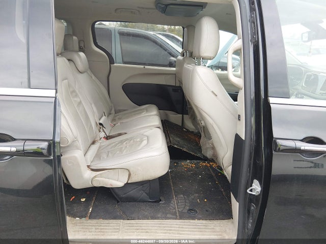46244887 :رقم المزاد ، 2C4RC1BG9HR512680 vin ، 2017 Chrysler Pacifica Touring-l مزاد بيع