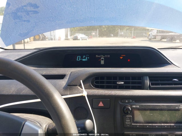 46244923 :رقم المزاد ، JTDKDTB38E1557956 vin ، 2014 Toyota Prius C Two مزاد بيع