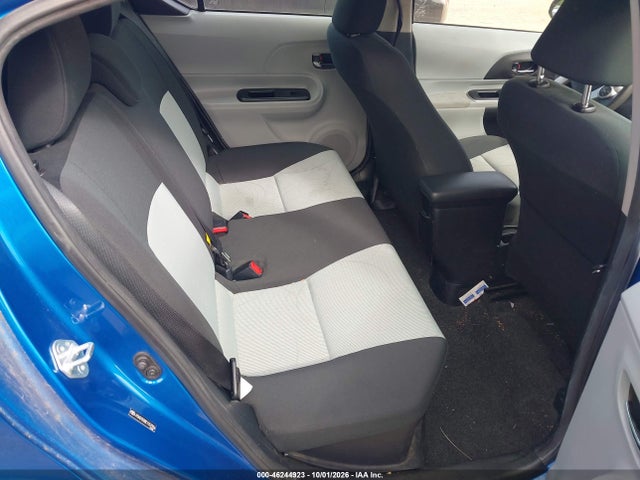 46244923 :رقم المزاد ، JTDKDTB38E1557956 vin ، 2014 Toyota Prius C Two مزاد بيع