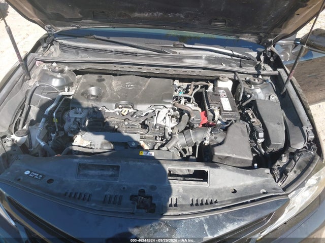 46244924 :رقم المزاد ، 4T1B11HK7JU672046 vin ، 2018 Toyota Camry Se مزاد بيع