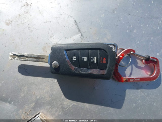 46244924 :رقم المزاد ، 4T1B11HK7JU672046 vin ، 2018 Toyota Camry Se مزاد بيع
