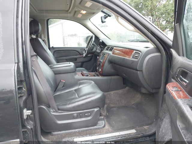 Auction sale of the 2012 Chevrolet Suburban 1500 Ltz, vin: 1GNSKKE70CR184416, lot number: 46244964