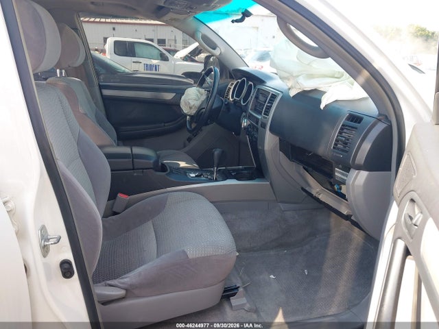 Продажа на аукционе авто 2004 Toyota 4runner Sr5 V8, vin: JTEBT14R440028240, номер лота: 46244977