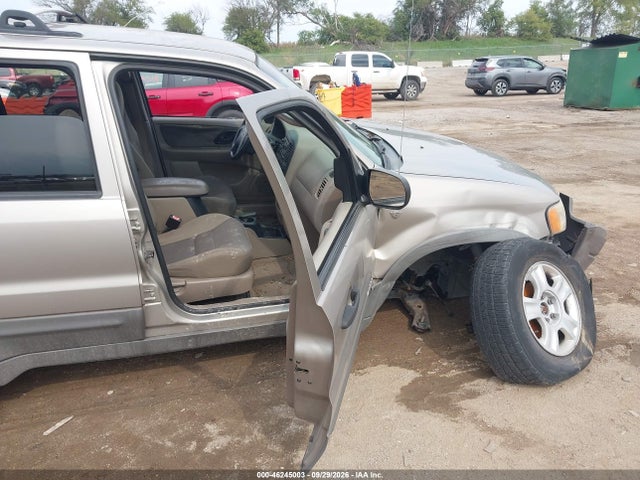 2001 Ford Escape Xlt მანქანა იყიდება აუქციონზე, vin: 1FMYU04151KE79527, აუქციონის ნომერი: 46245003