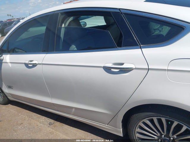 Ford Fusion Energi Titanium 2018 3FA6P0SU7JR225027 Image 14