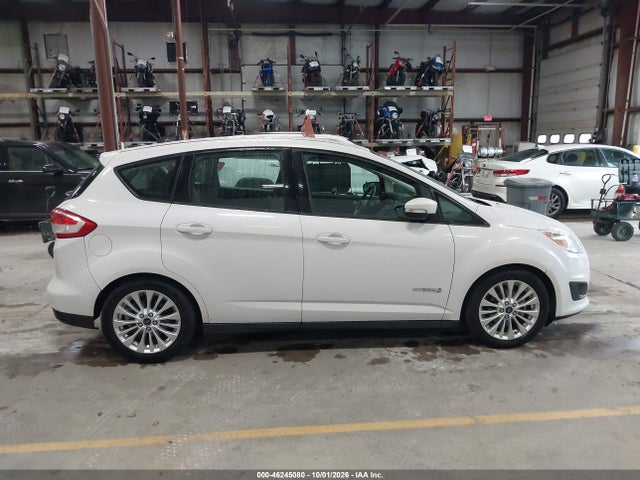Продаж на аукціоні авто 2018 Ford C-max Hybrid Se, vin: 1FADP5AU2JL100246, номер лоту: 46245080