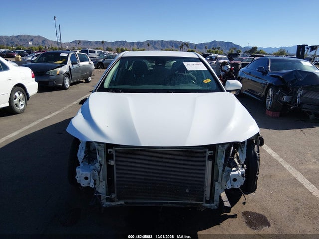 Продажа на аукционе авто 2019 Toyota Camry Le, vin: 4T1B11HKXKU773616, номер лота: 46245083