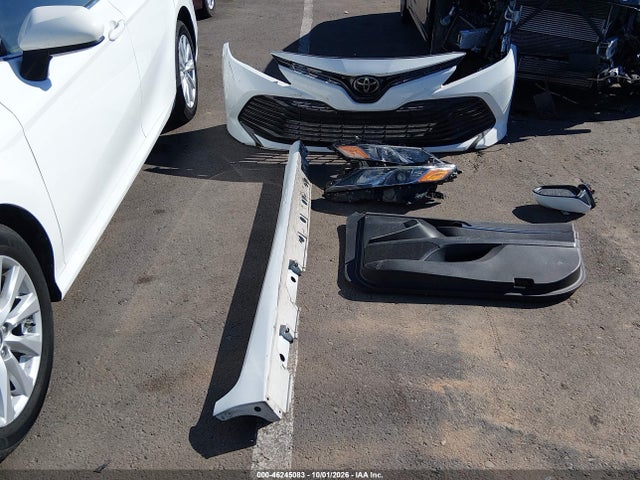 Продажа на аукционе авто 2019 Toyota Camry Le, vin: 4T1B11HKXKU773616, номер лота: 46245083