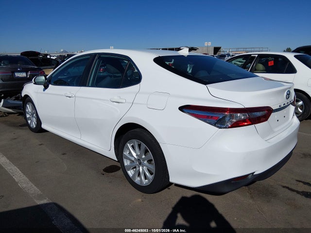 Продажа на аукционе авто 2019 Toyota Camry Le, vin: 4T1B11HKXKU773616, номер лота: 46245083