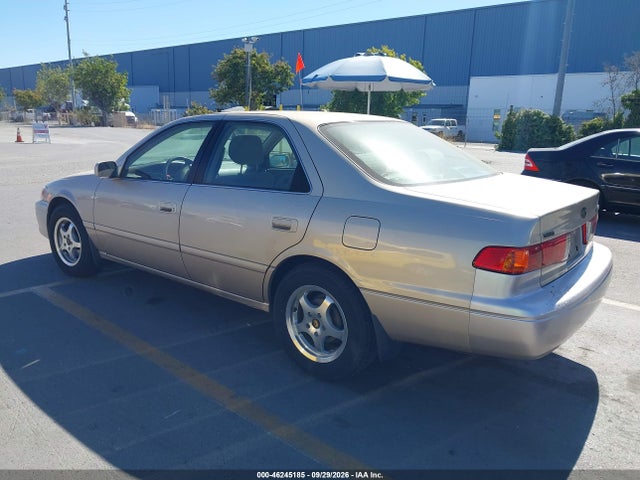 Продаж на аукціоні авто 2001 Toyota Camry Le, vin: JT2BG22K110564975, номер лоту: 46245185