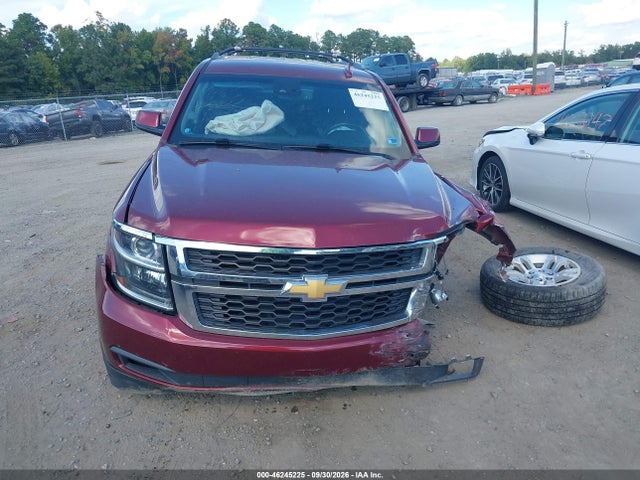 46245225 :رقم المزاد ، 1GNSKHKC4HR181403 vin ، 2017 Chevrolet Suburban Lt مزاد بيع