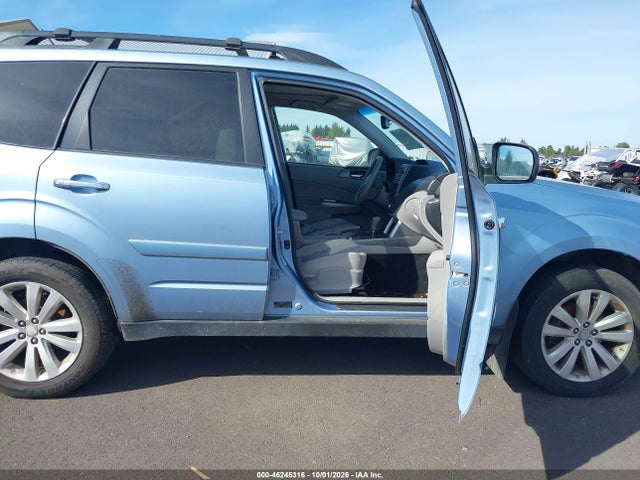 Продаж на аукціоні авто 2011 Subaru Forester 2.5x Premium, vin: JF2SHADC6BH773055, номер лоту: 46245316