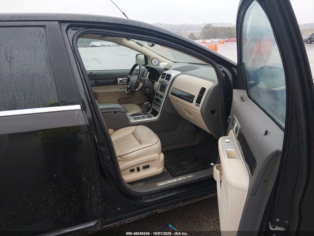 46245346 :رقم المزاد ، 2LMDJ8JC4ABJ28652 vin ، 2010 Lincoln Mkx مزاد بيع