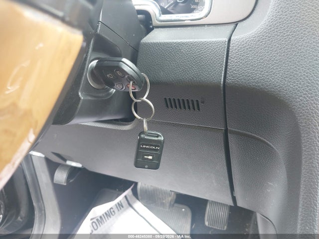 46245380 :رقم المزاد ، 5LMJJ3J56BEJ09994 vin ، 2011 Lincoln Navigator L مزاد بيع