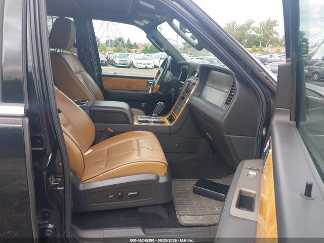 46245380 :رقم المزاد ، 5LMJJ3J56BEJ09994 vin ، 2011 Lincoln Navigator L مزاد بيع