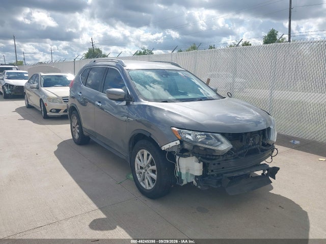 2019 Nissan Rogue S მანქანა იყიდება აუქციონზე, vin: 5N1AT2MT5KC823872, აუქციონის ნომერი: 46245398