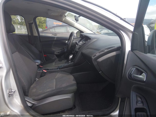 46245422 :رقم المزاد ، 1FADP3F2XHL217658 vin ، 2017 Ford Focus Se مزاد بيع