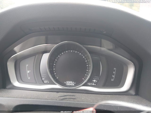46245437 :رقم المزاد ، YV440MWK6H1030446 vin ، 2017 Volvo V60 Cross Country T5 مزاد بيع