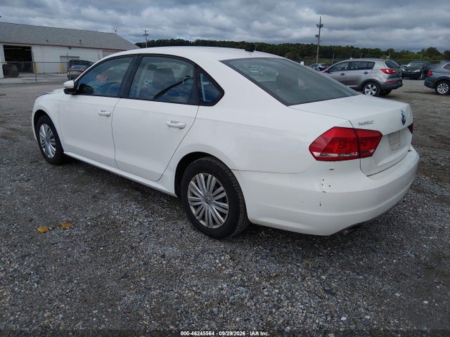 46245564 :رقم المزاد ، 1VWAT7A3XFC012965 vin ، 2015 Volkswagen Passat 1.8t S مزاد بيع