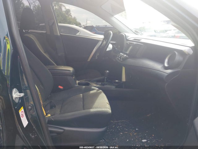 Aukcja sprzedaży 2018 Toyota Rav4 Le, vin: JTMZFREV0JJ201052, numer aukcji: 46245637