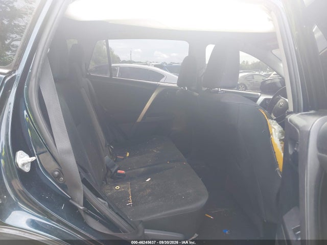 Aukcja sprzedaży 2018 Toyota Rav4 Le, vin: JTMZFREV0JJ201052, numer aukcji: 46245637