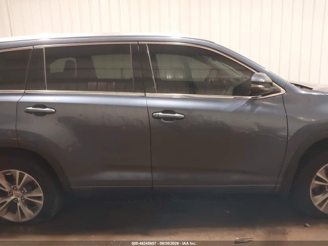 46245657 :رقم المزاد ، 5TDJKRFH9FS174638 vin ، 2015 Toyota Highlander Xle V6 مزاد بيع