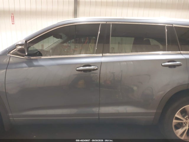 46245657 :رقم المزاد ، 5TDJKRFH9FS174638 vin ، 2015 Toyota Highlander Xle V6 مزاد بيع