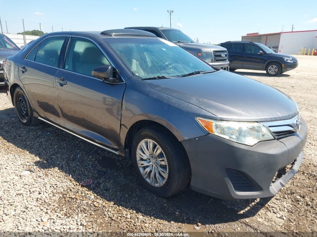 46245830 :رقم المزاد ، 4T1BF1FK8EU364703 vin ، 2014 Toyota Camry Le مزاد بيع