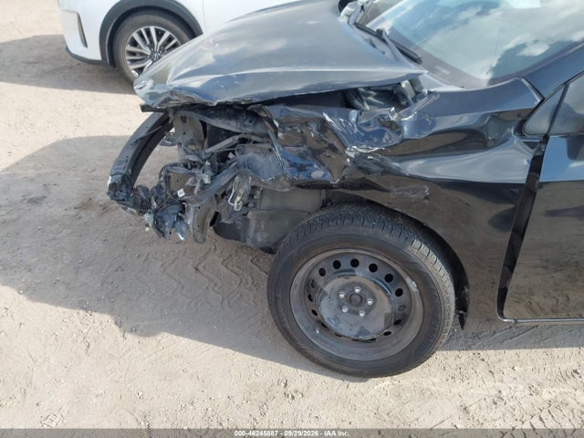 46245887 :رقم المزاد ، 5YFBURHE0GP460776 vin ، 2016 Toyota Corolla Le مزاد بيع