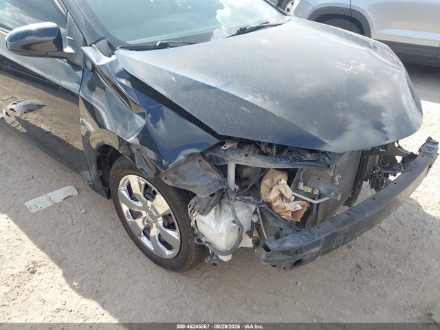 46245887 :رقم المزاد ، 5YFBURHE0GP460776 vin ، 2016 Toyota Corolla Le مزاد بيع