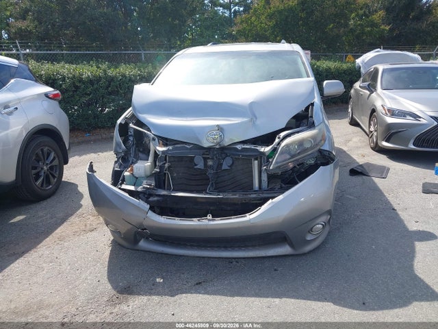 Aukcja sprzedaży 2015 Toyota Sienna Se 8 Passenger, vin: 5TDXK3DC5FS674116, numer aukcji: 46245909