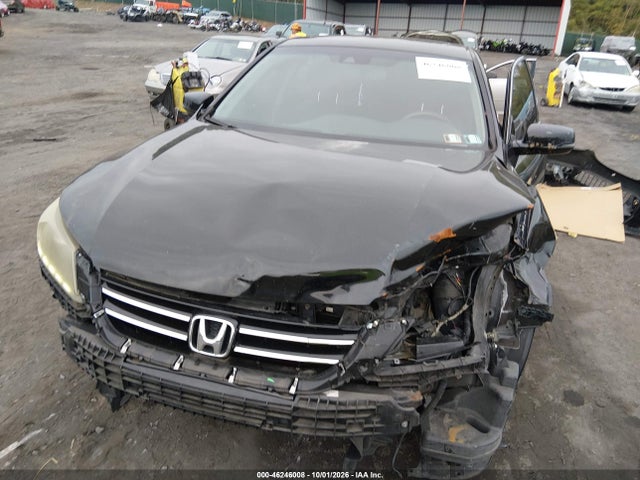 46246008 :رقم المزاد ، 1HGCR3F85FA023196 vin ، 2015 Honda Accord Ex-l V-6 مزاد بيع
