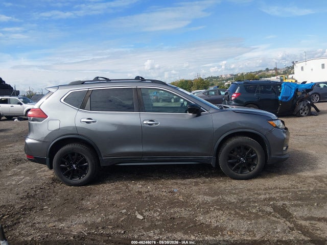 Nissan ROGUE SV 2018 5N1AT2MV9JC752899 Image 13