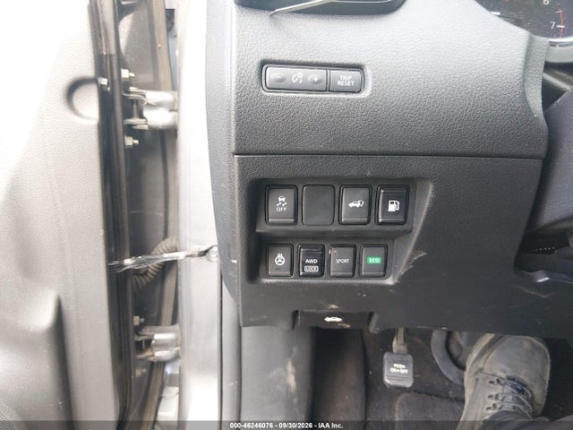 Nissan ROGUE SV 2018 5N1AT2MV9JC752899 Image 19