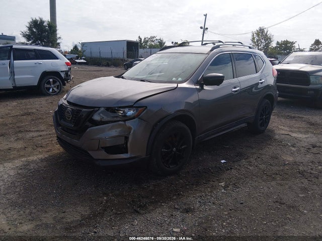 Nissan ROGUE SV 2018 5N1AT2MV9JC752899 Image 2