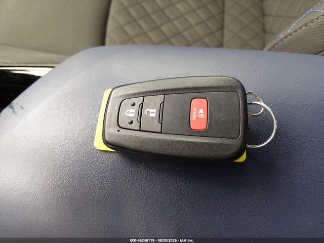 46246119 :رقم المزاد ، NMTKHMBX8LR105078 vin ، 2020 Toyota C-hr Xle مزاد بيع