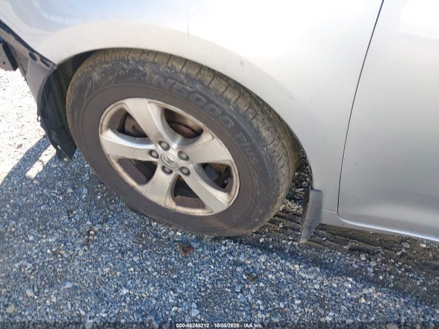 2015 Toyota Sienna Le 8 Passenger მანქანა იყიდება აუქციონზე, vin: 5TDKK3DC5FS577301, აუქციონის ნომერი: 46246212